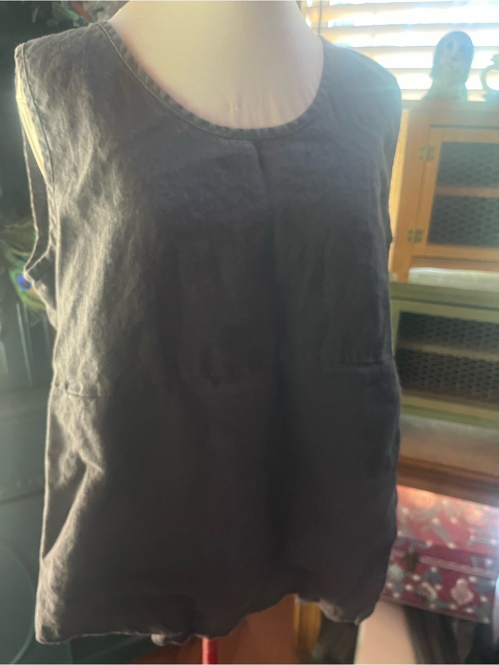 Flax Womens Sleeveless Black Linen Top - Picture 3 of 11